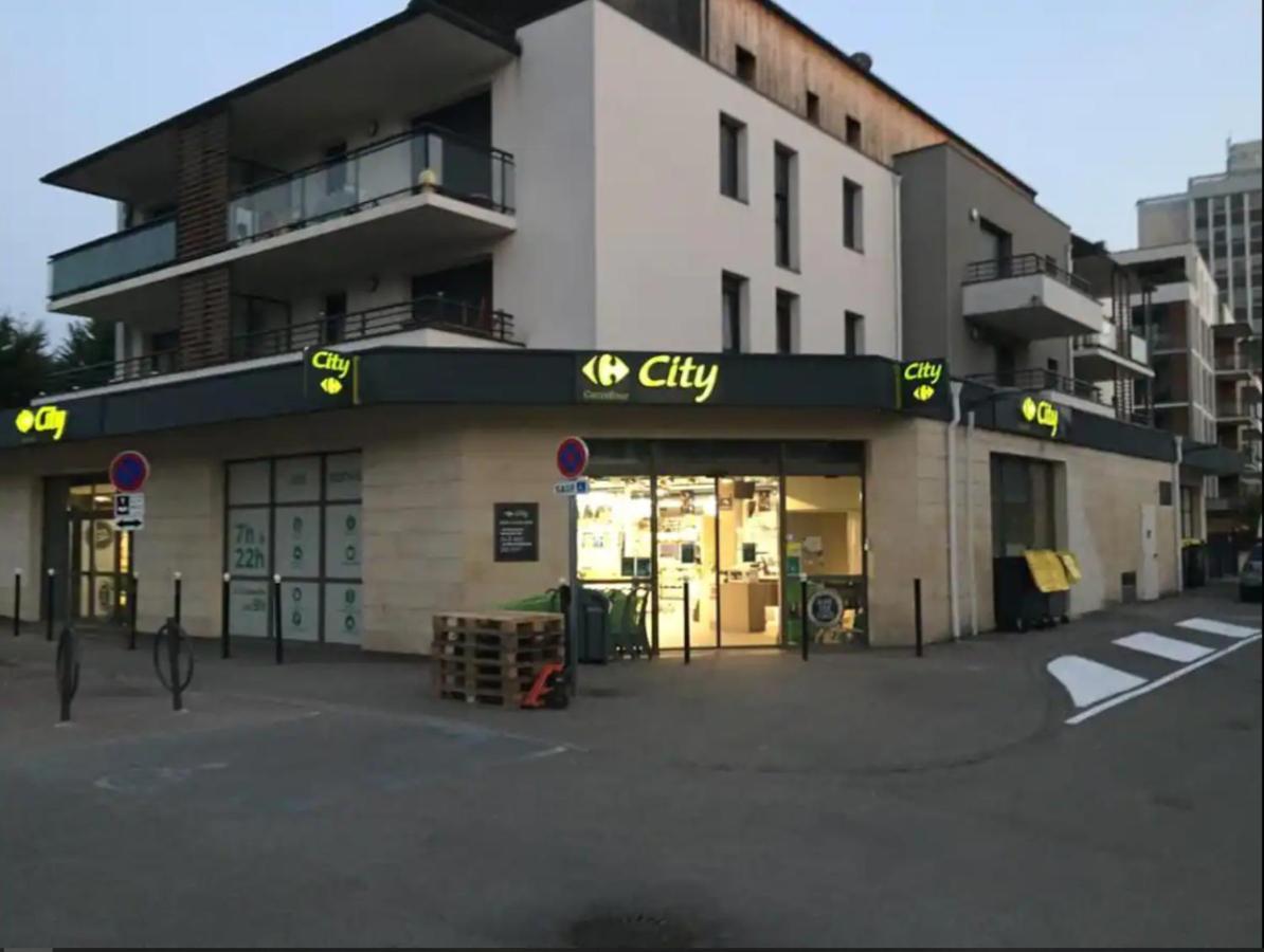 Logement à Brive proche du centre-ville et de la gare avec Netflix internet fibre et Stationnement gratuit Exterior foto